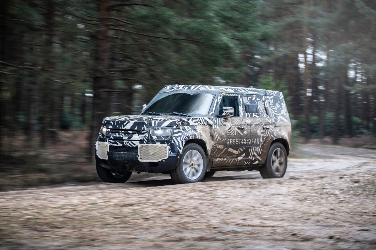 Land Rover Defender premiera